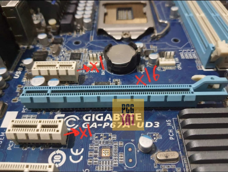  ranuras pcie etiquetadas y con marca de agua