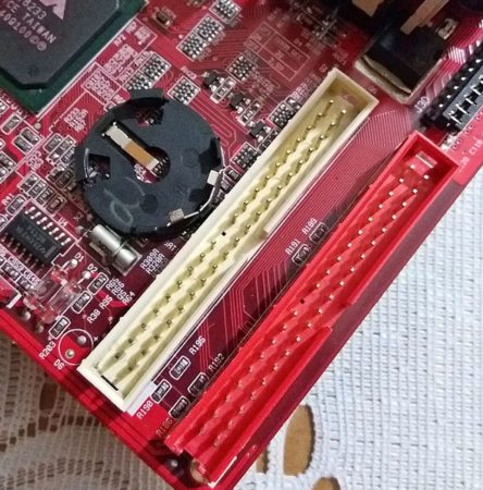 Как выглядит sata 3 на материнской плате